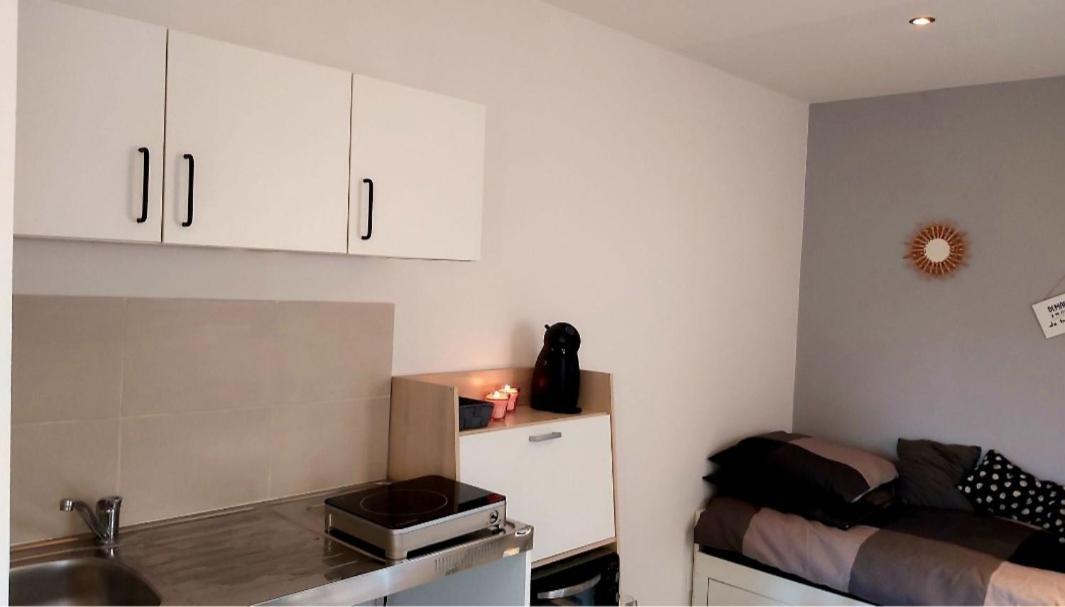 Studio Prive Attenant Villa Piscine Marseille Extérieur photo