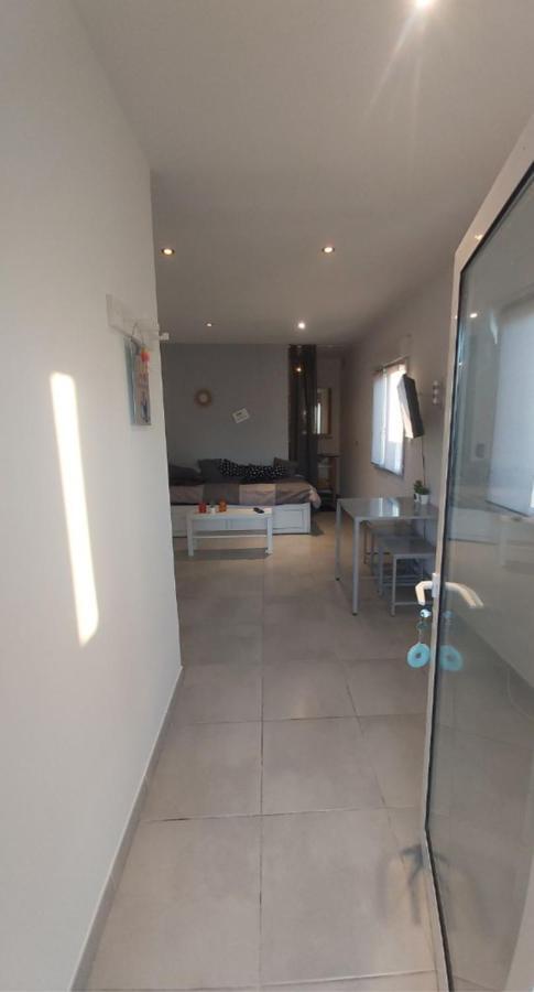 Studio Prive Attenant Villa Piscine Marseille Extérieur photo